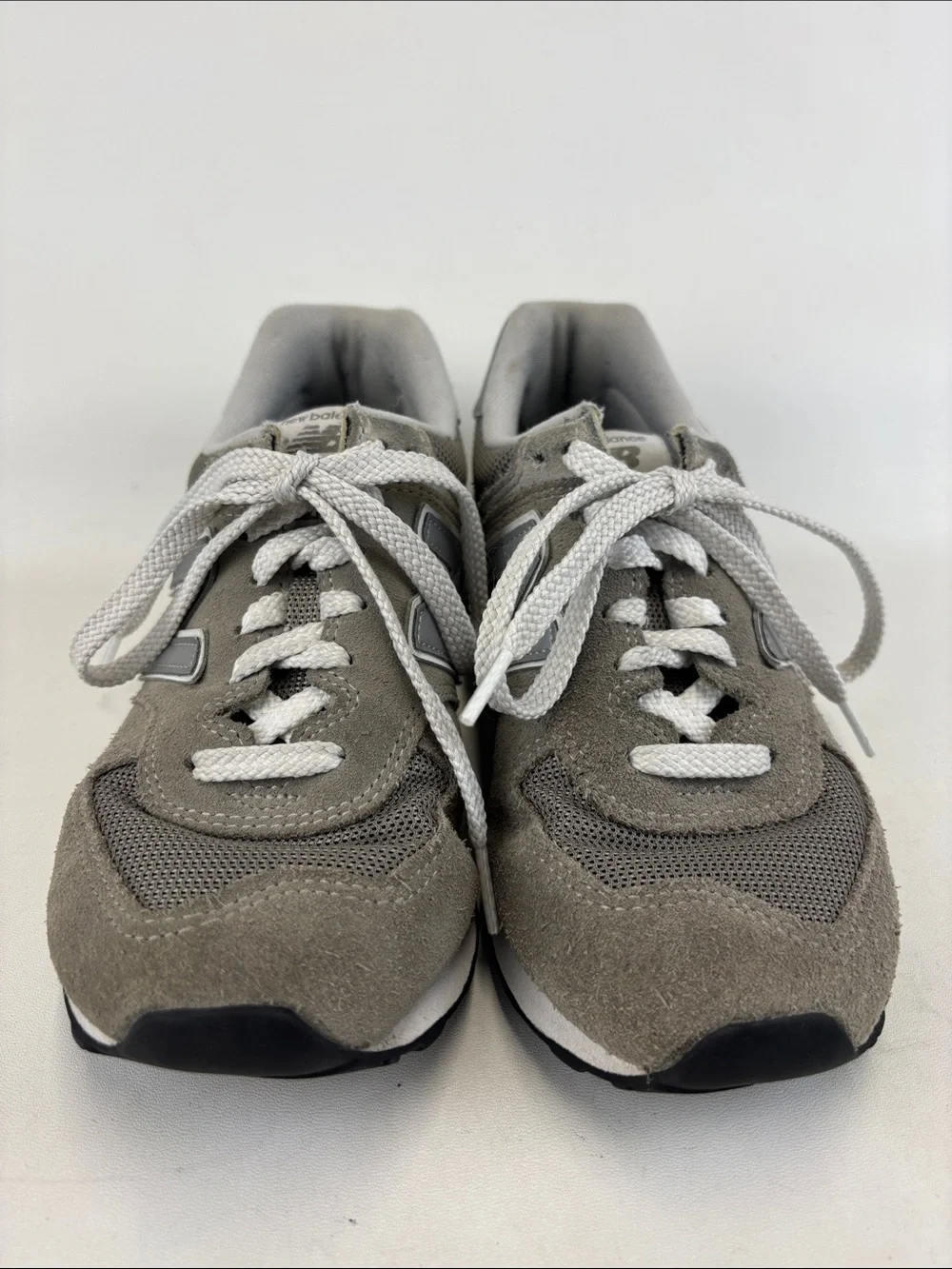NEW BALANCE Women's Athletic Sneakers 574 Classic Gray/White Size 6.5